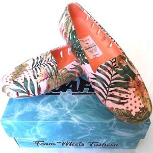 NWT FLOAFERS Posh Driver Tropical waterproolf shoes 6